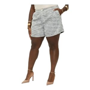 Women's Plus Size Pleat Front Boucle Shorts